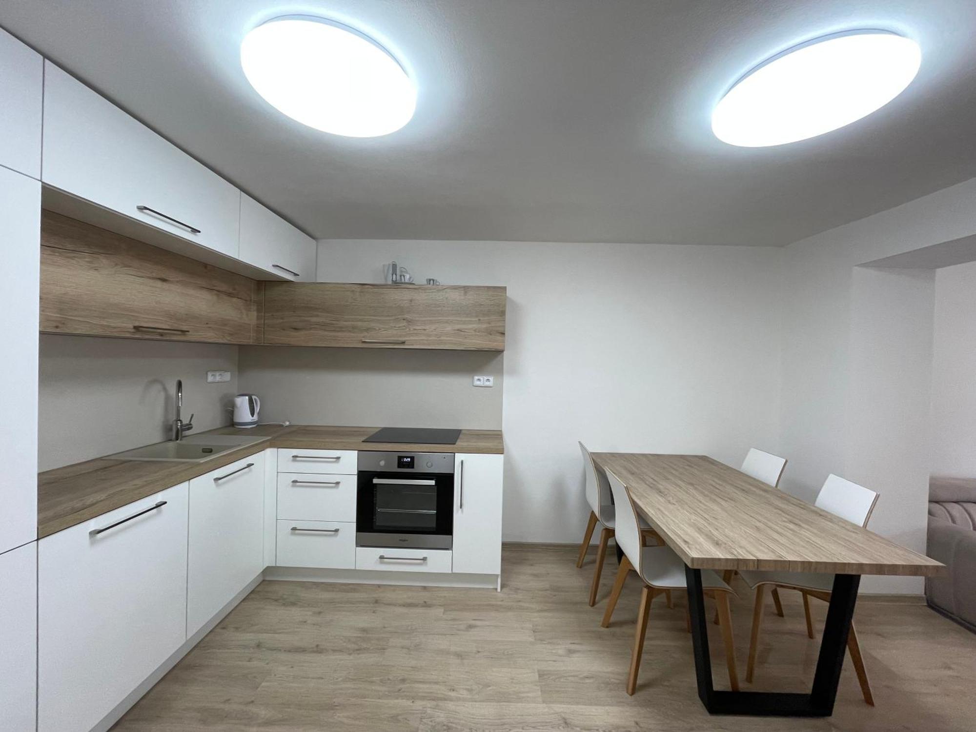 Apartman Sadova Zlin Exterior photo